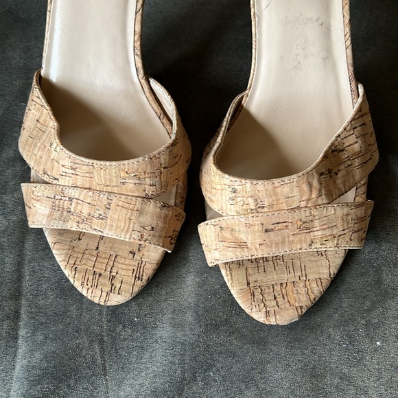 A2 by Aerosoles Heel Rest Cork Ankle Strappy Sandals Women’s Size 8M - Picture 3 of 10